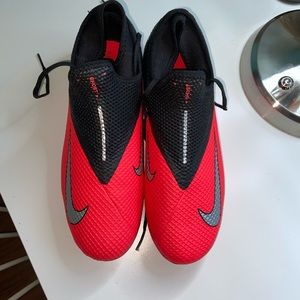 Nike Phantom Vision 2 Cleats